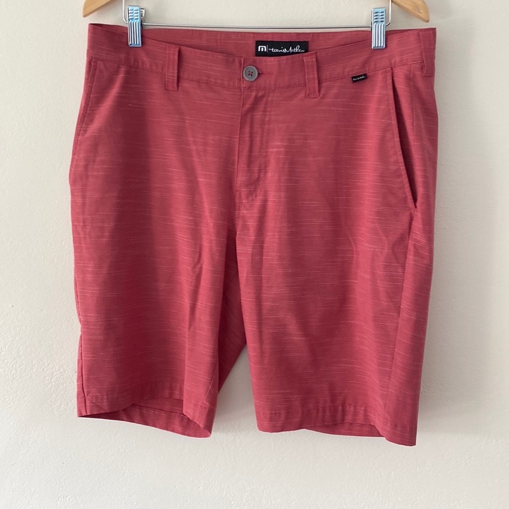 Bundle (2) Travis Mathew shorts 34